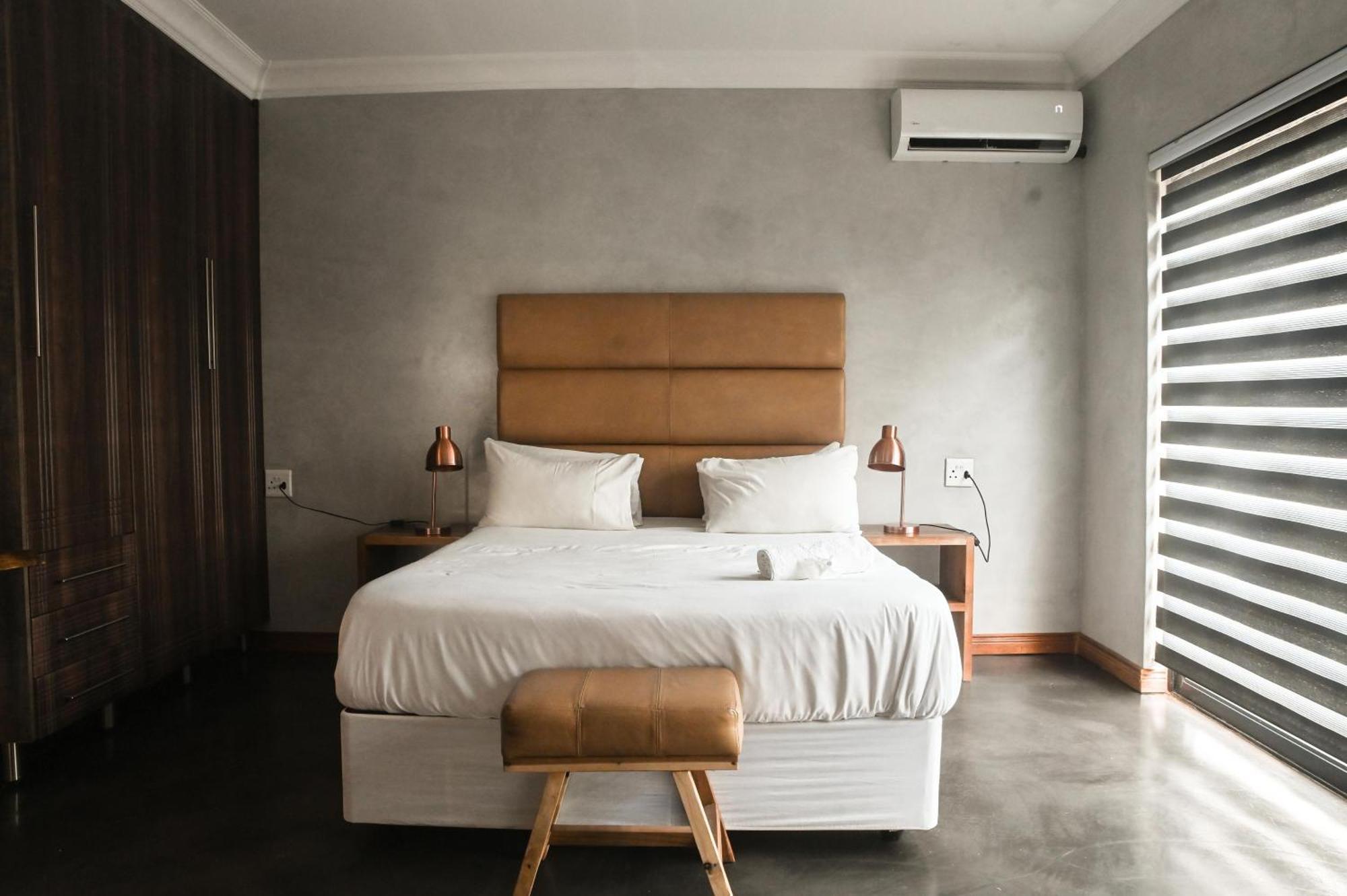 Anisa Guesthouse 토호이안두 객실 사진