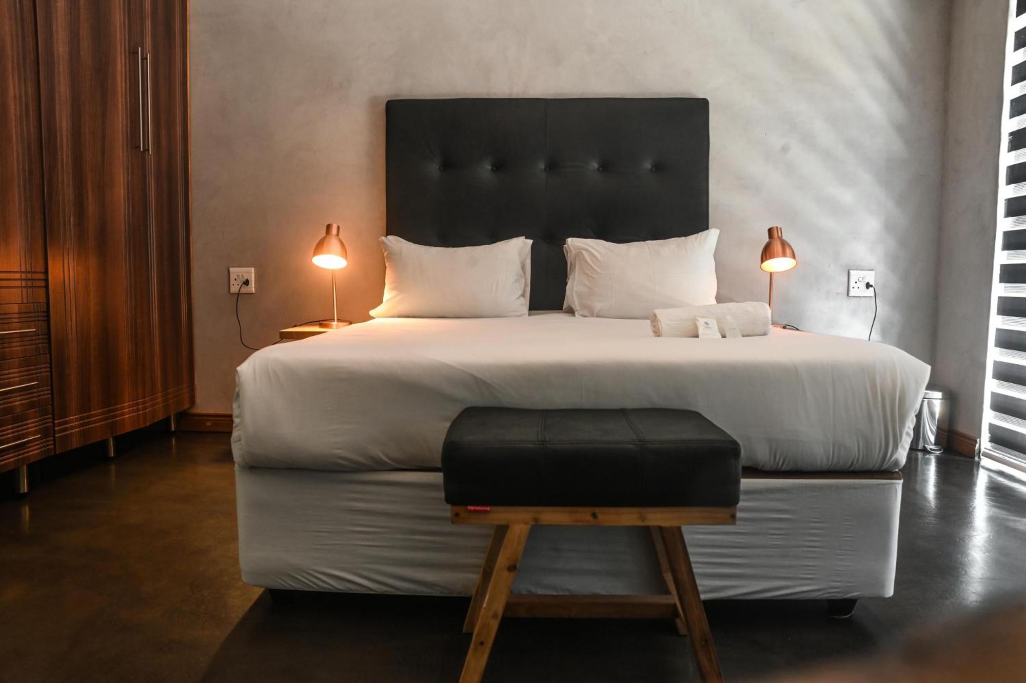 Anisa Guesthouse 토호이안두 객실 사진