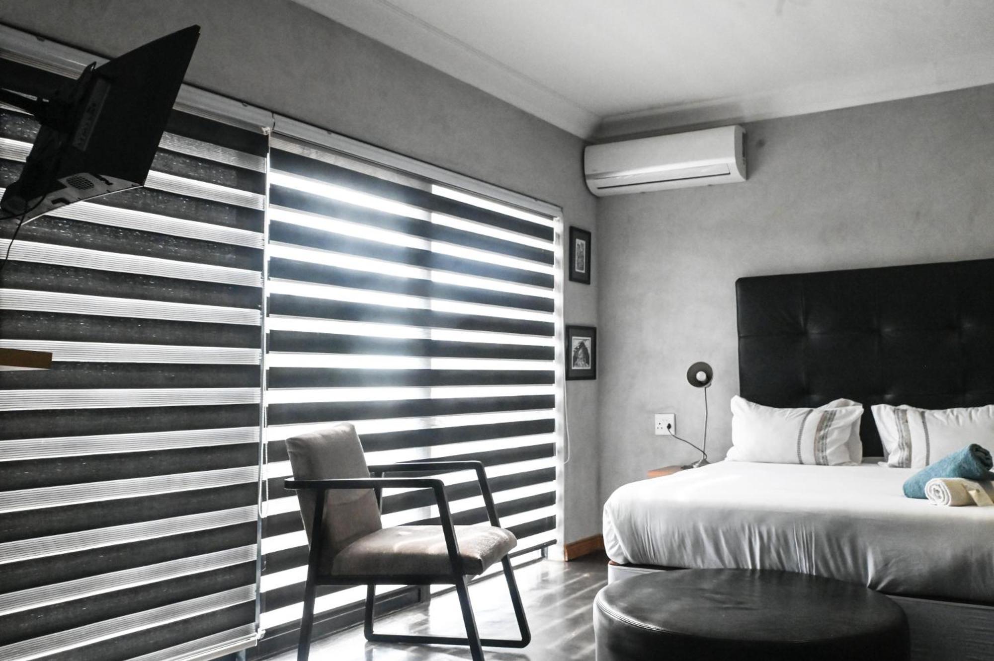 Anisa Guesthouse 토호이안두 객실 사진