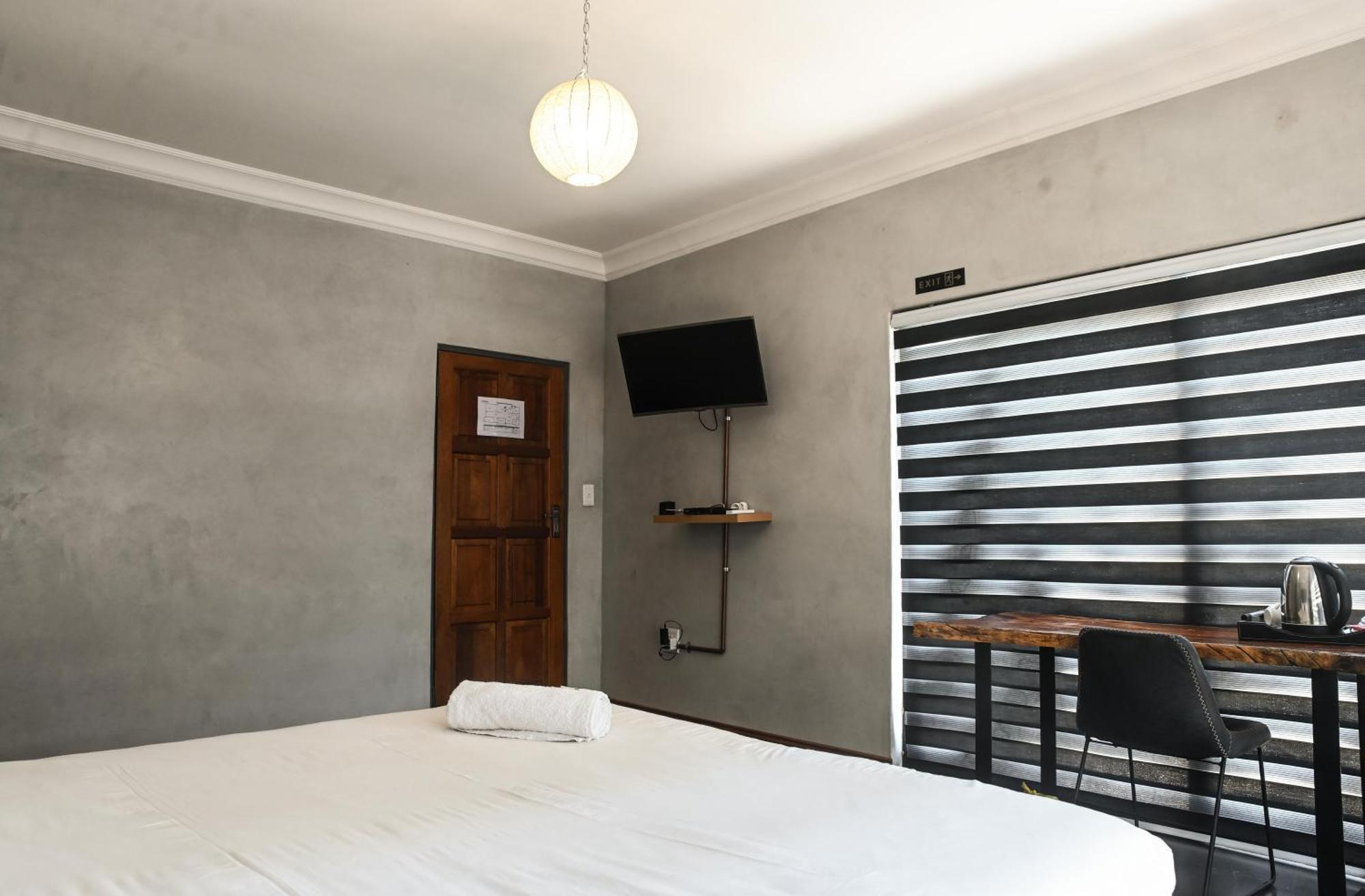 Anisa Guesthouse 토호이안두 객실 사진