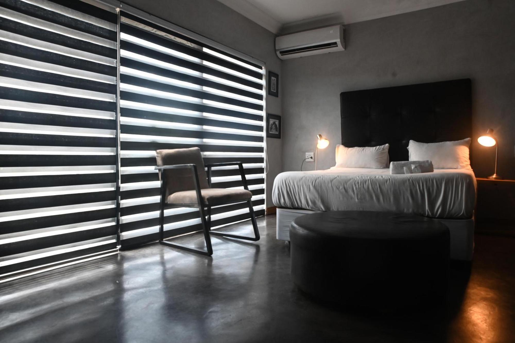 Anisa Guesthouse 토호이안두 객실 사진