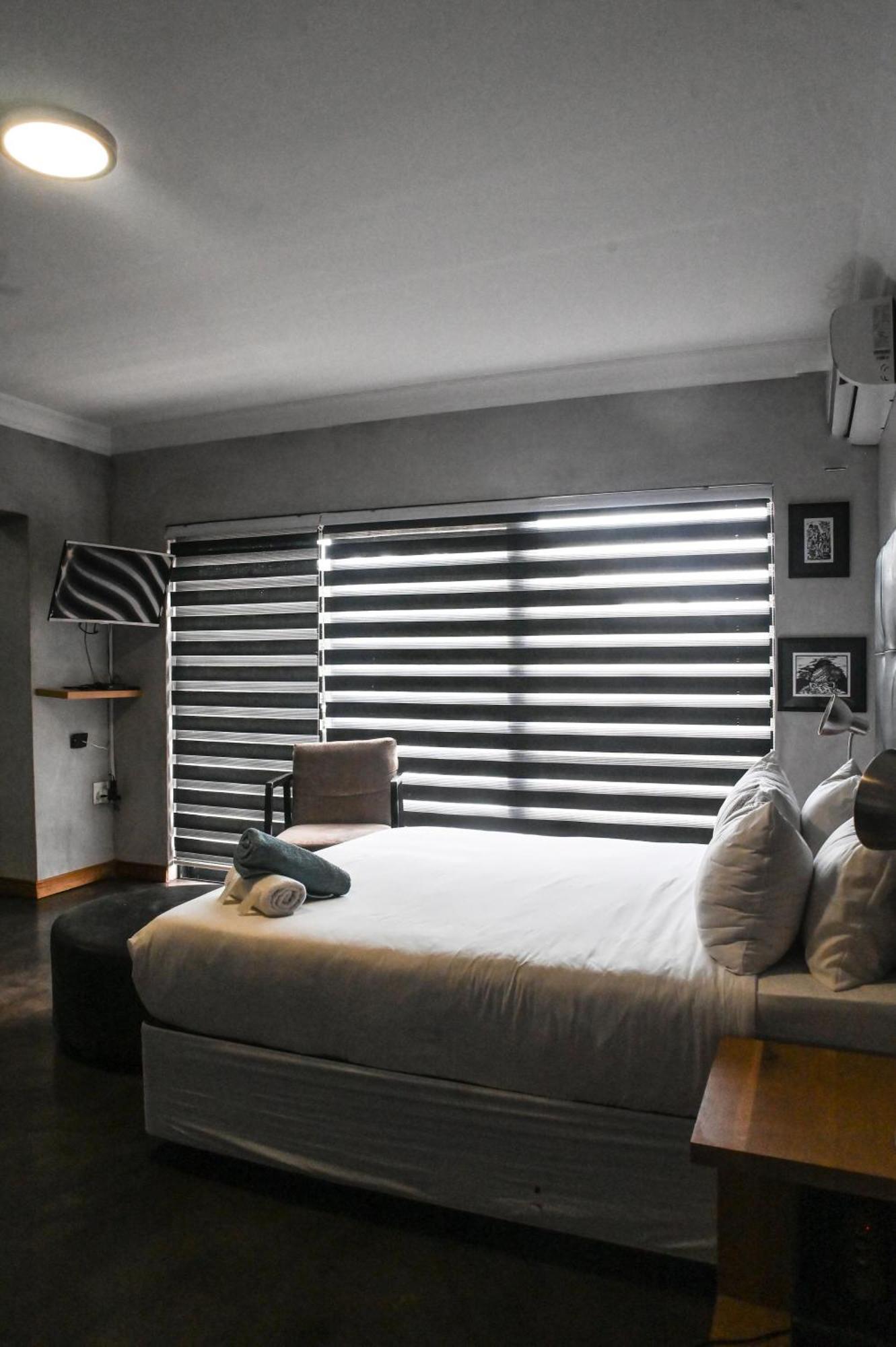 Anisa Guesthouse 토호이안두 객실 사진
