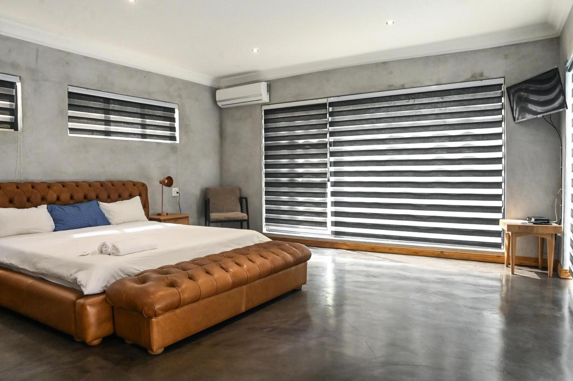 Anisa Guesthouse 토호이안두 객실 사진