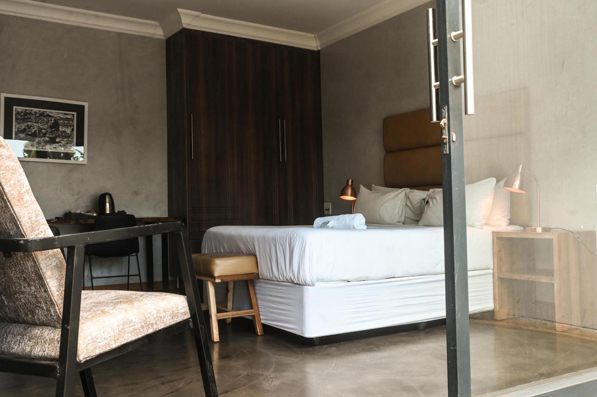 Anisa Guesthouse 토호이안두 객실 사진